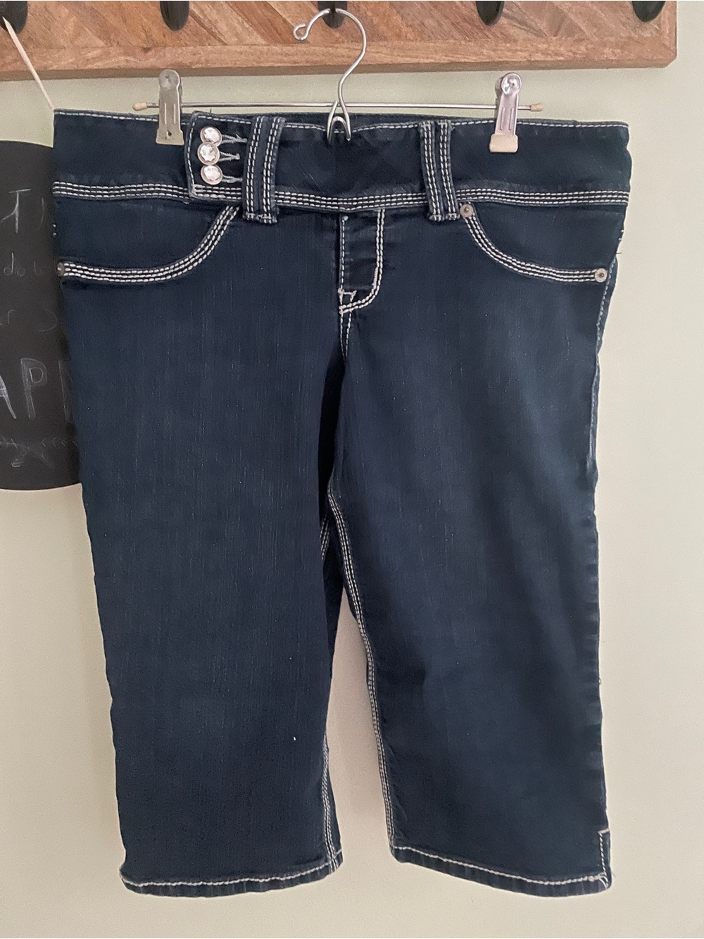 Women’s Navy Cropped Jean Capri with Contrast Stitching